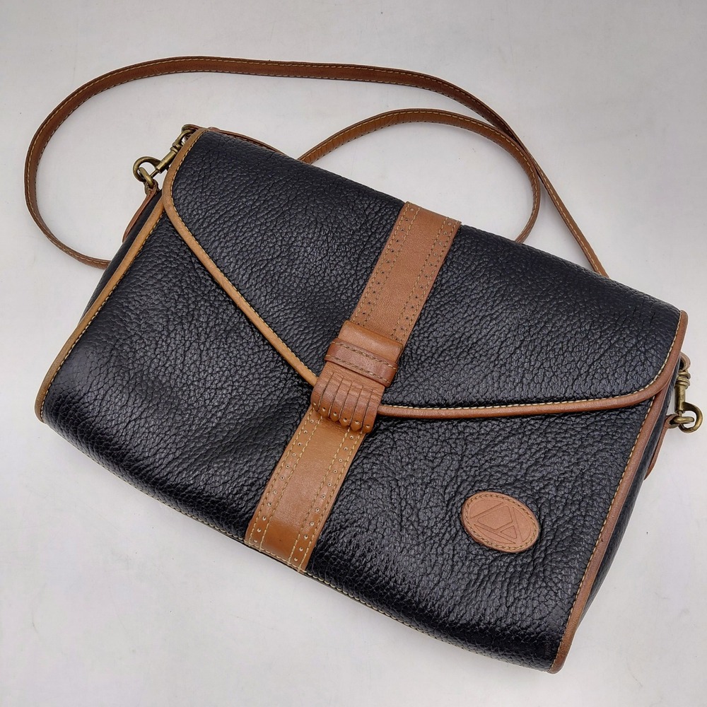 Vtg Liz Claiborne Black Pebbled Leather Crossbody Bag Tan Fringe Accent Purse